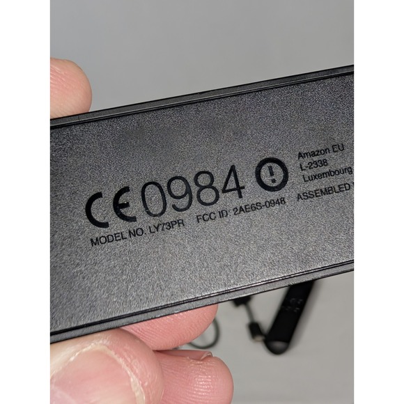 Amazon Fire TV Stick 2nd Generation LY73PR with Remote - Picture 4 of 4